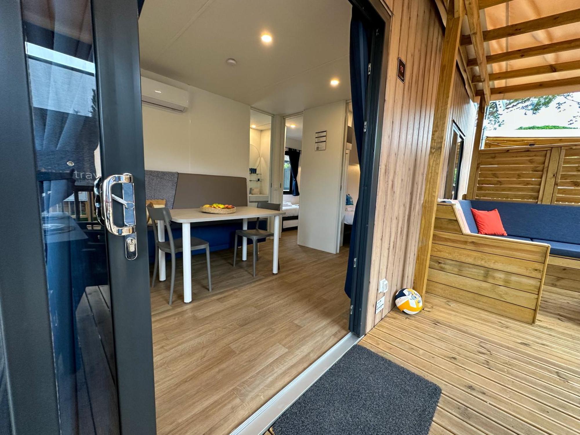 Estivo Premium Deluxe Mobile Homes On Camping Malibu Beach ลิโดดิเยโซโล ภายนอก รูปภาพ