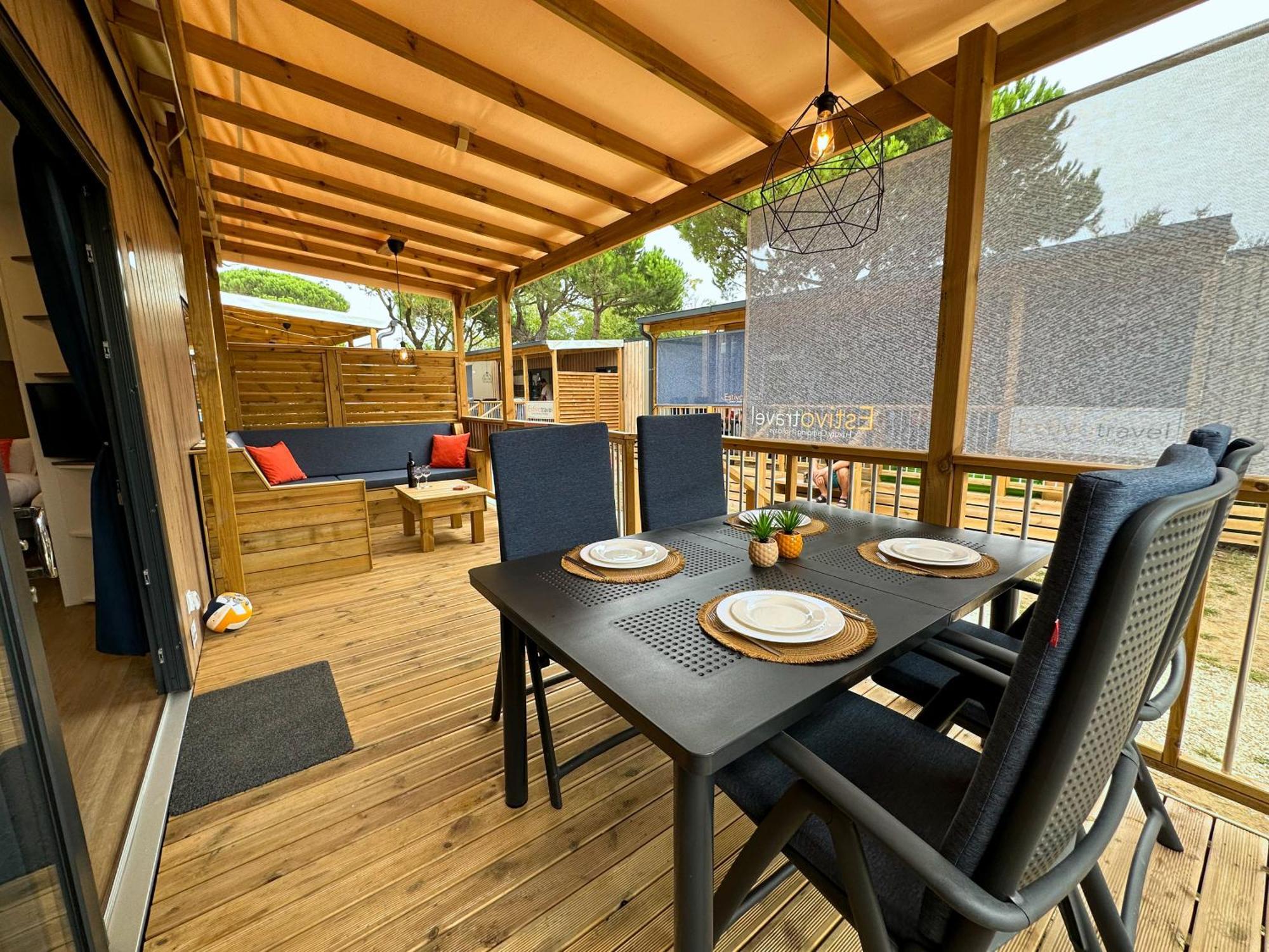 Estivo Premium Deluxe Mobile Homes On Camping Malibu Beach ลิโดดิเยโซโล ภายนอก รูปภาพ